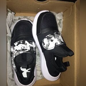 Under Armour Slip On Boys shoes 13 (preschooler)
